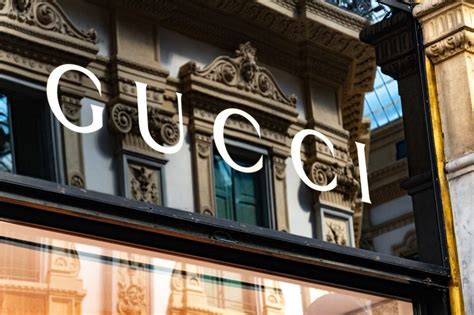 nei marchi luxotica ce anche gucci|Ecco i marchi del lusso italiani che valgono di più .